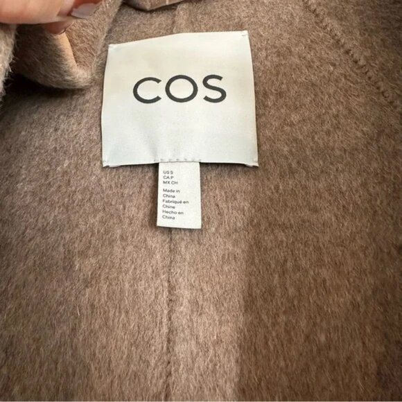*SOLD* COS Oversized Double-breasted Wool Coat Size S - Picture 10 of 12